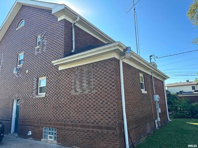 1621 S 5th St, Springfield, IL 62703 - photo 2