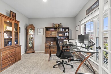 15-web-or-mls-164MonebrakeDrive_Hommati1