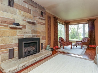 2920 Indian Hill Rd SE, Cedar Rapids, IA 52403 - photo 3