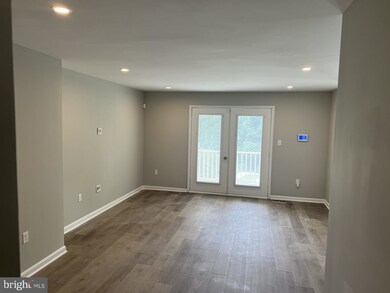 15644 Montview Dr, Dumfries, VA 22025 - photo 2