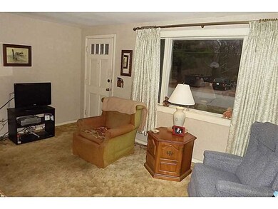 26 Yellowstone Ave, Warwick, RI 02888 - photo 6