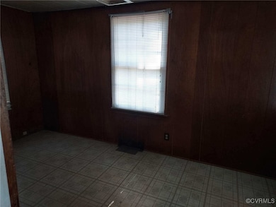 2201 Gordon St, Hopewell, VA 23860 - photo 7