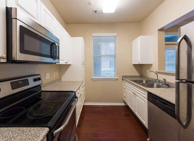 130 River Landing Dr 11106-small-005-22-