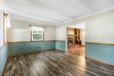 3644 N Stewart