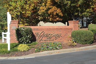 945 Burnt Hickory Cir NW unit 8, Marietta, GA 30064 - photo 2