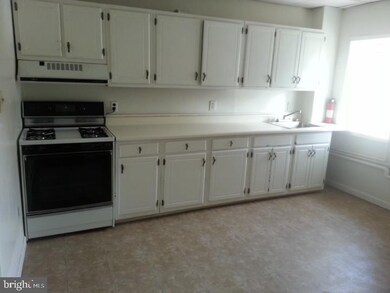 345 E Hector St, Conshohocken, PA 19428 - photo 5