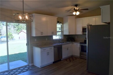 38940 Carr Dr, Zephyrhills, FL 33540 - photo 3