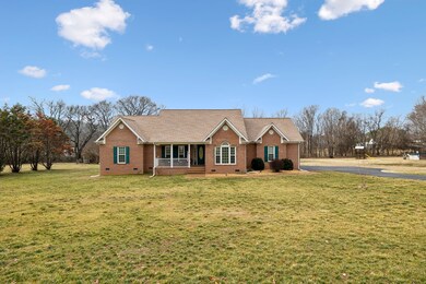 1336 Standing Stone Cir, Columbia, TN 38401 - photo 2