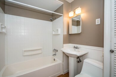 509 Beacon St, Lowell, MA 01850 - photo 7