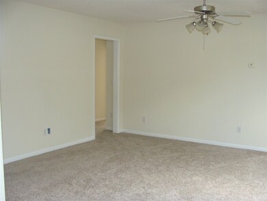 215 W Wrasling Way, Warner Robins, GA 31088 - photo 7