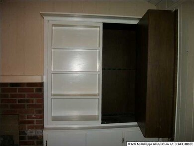 1358 Pontotoc St, Hernando, MS 38632 - photo 6