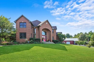 3057 E Lakeview Dr, Crete, IL 60417 - photo 2