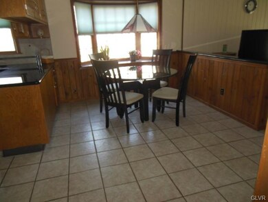 5375 Hanover Dr, Allentown, PA 18106 - photo 7