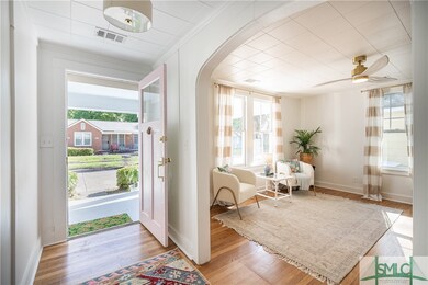 131 W 51st St, Savannah, GA 31405 - photo 2