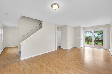 73 Warrenton St, Springfield, MA 01109 - photo 7