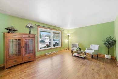 N67W6928 Cleveland St unit 2, Cedarburg, WI 53012 - photo 7