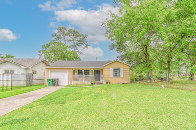 1205 Eubanks St, Houston, TX 77022 - photo 3