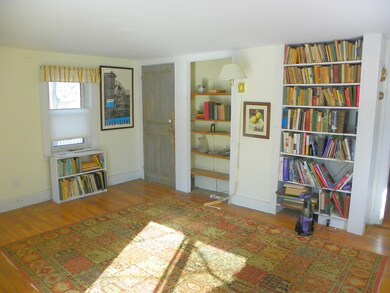 26 Hancock St, Newburyport, MA 01950 - photo 7