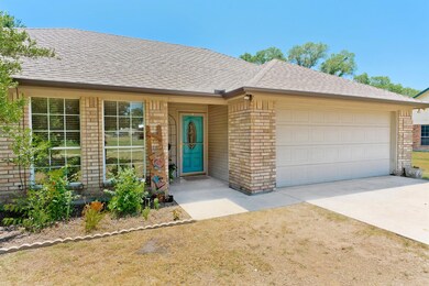 1302 Hutchins Ln, Springtown, TX 76082 - photo 5