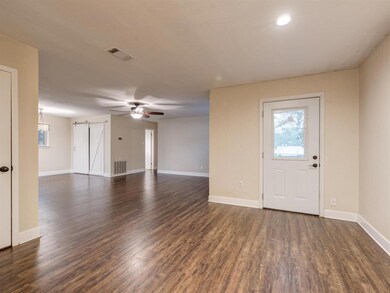 16 Coffee Tavern Rd, Bedford, TX 76022 - photo 6