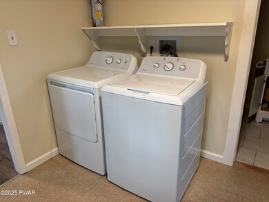 1410 West St unit 2, Honesdale, PA 18431 - photo 5