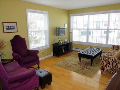 9 Main St unit 1, Kittery, ME 03904 - photo 3