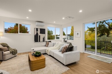 2103 SW Genesee St, Seattle, WA 98106 - photo 4