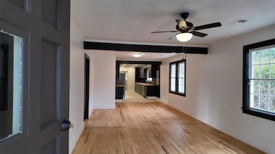 220 Thompson St, Walterboro, SC 29488 - photo 4