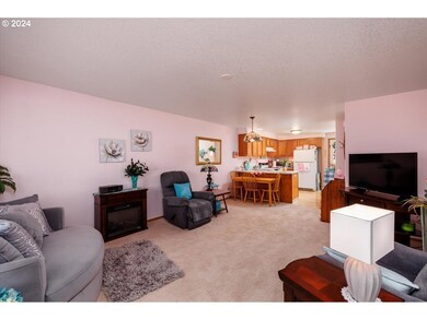6220 SE Apollo Way unit 32, Hillsboro, OR 97123 - photo 4