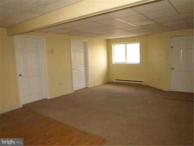 38 E 2nd St, Lansdale, PA 19446 - photo 3