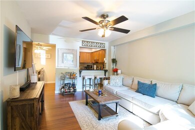 22 Croft Ct unit 1, Staten Island, NY 10306 - photo 7