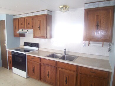 144 kitchen 3