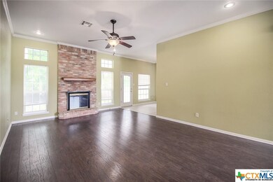 709 Mueller St, Copperas Cove, TX 76522 - photo 4