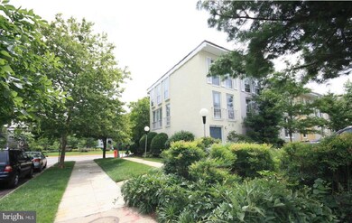 100 G St SW unit 101, Washington, DC 20024 - photo 2
