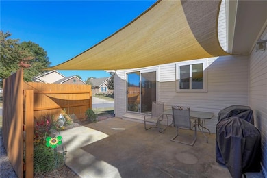 1053 SW 8th Cir, Lees Summit, MO 64081 - photo 4