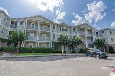 215 Valencia Ct unit 106, Wilmington, NC 28412 - photo 2