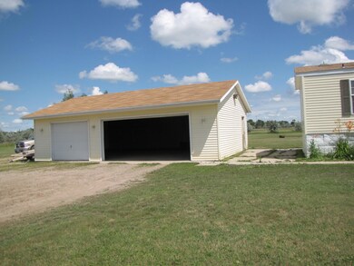 3 car garage