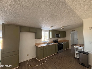 24215 E Logan Blvd, Florence, AZ 85132 - photo 2