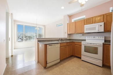 unlisted-address, Huntley, IL 60142 - photo 4