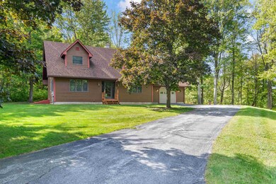 7 Green Acres Rd unit 2a, Fairfax, VT 05454 - photo 2