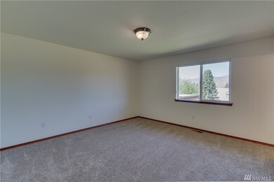 1520 Hannah Way, East Wenatchee, WA 98802 - photo 2