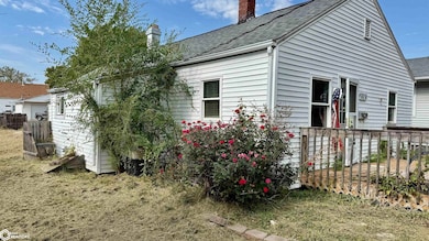 919 Argyle Ct, Burlington, IA 52601 - photo 2