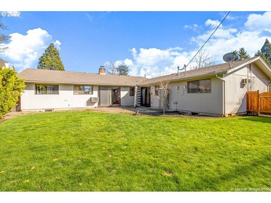 2100 Elysium Ave, Eugene, OR 97401 - photo 3