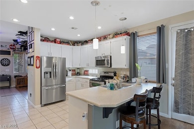 9852 Altadena St, Las Vegas, NV 89183 - photo 3