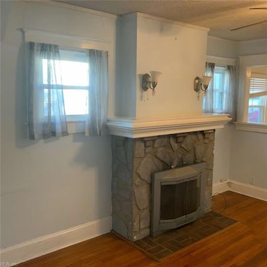 141 W Ocean Ave, Norfolk, VA 23503 - photo 4