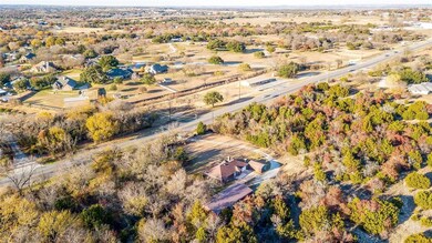 890 Azle Hwy, Weatherford, TX 76085 - photo 5