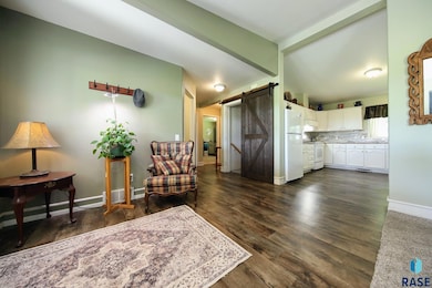 46845 238th St, Colman, SD 57017 - photo 4