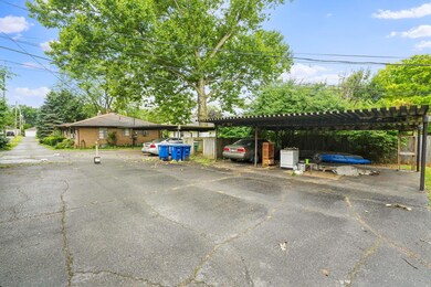 713 Springs Dr unit 719, Columbus, OH 43214 - photo 3