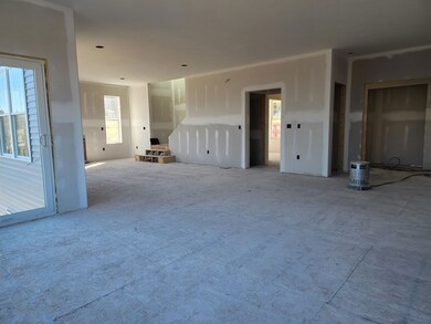 43 Churchill Dr unit 25, Hooksett, NH 03106 - photo 2