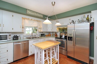 602 Parchmount-7